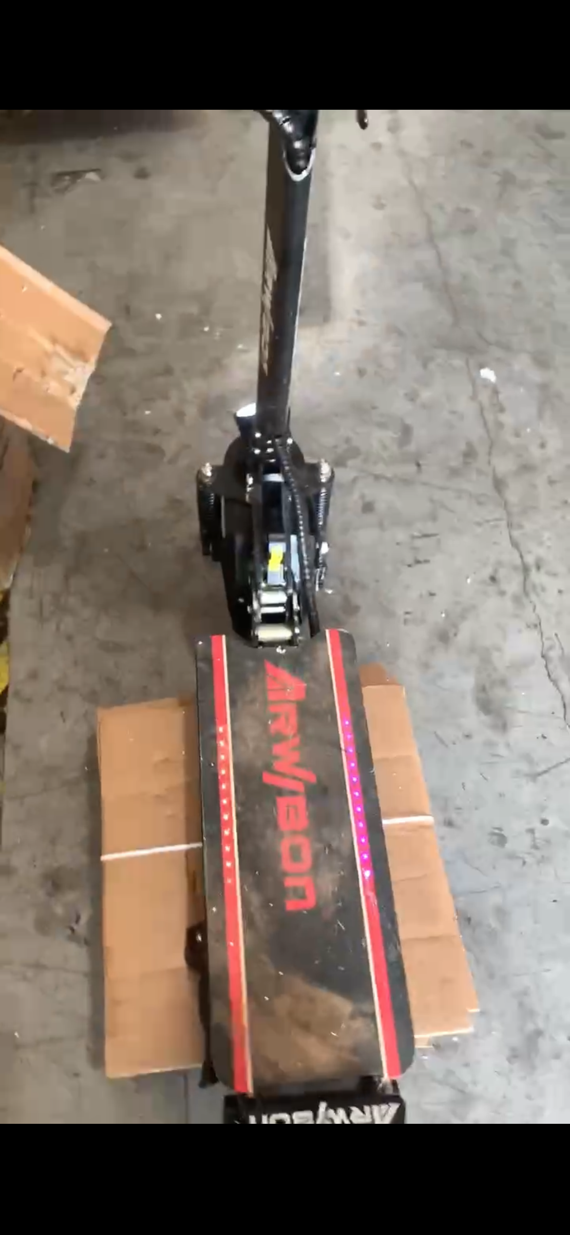 Used Q30Pro electric scooter, 90% new . There are some signs of use, tested performance and function completely normal